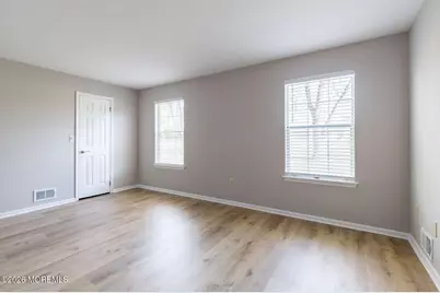 43 Poplar Place, Freehold, NJ 07728 - Photo 19