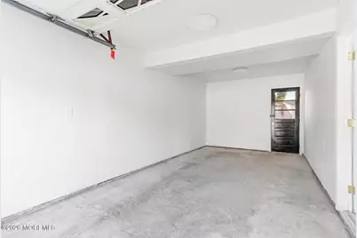 975 S Concourse, Aberdeen Township, NJ 07735 - Photo 37