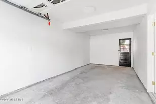 975 S Concourse, Aberdeen Township, NJ 07735 - Photo 37