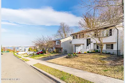 975 S Concourse, Aberdeen Township, NJ 07735 - Photo 45