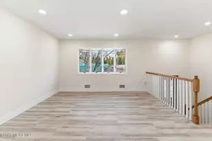 975 S Concourse, Aberdeen Township, NJ 07735 - Photo 7