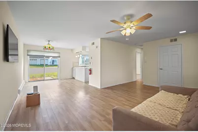 823B Liverpool Circle, Manchester Township, NJ 08759 - Photo 5