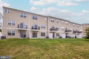 109 Creekside Wy, Burlington, NJ 08016 - Photo 37