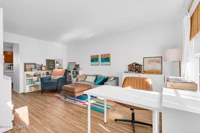 53 Farnworth Close, Freehold, NJ 07728 - Photo 3