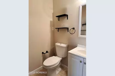 58 Madison Court, Tinton Falls, NJ 07712 - Photo 7