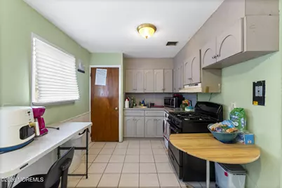 27 Sylvan Lake Boulevard, Berkeley, NJ 08721 - Photo 9