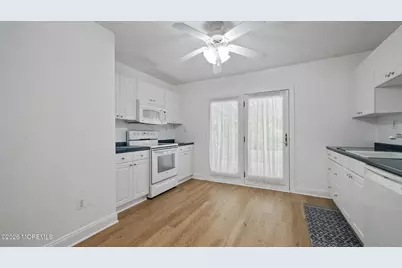 52 Breeze Court #90, Brick, NJ 08724 - Photo 13