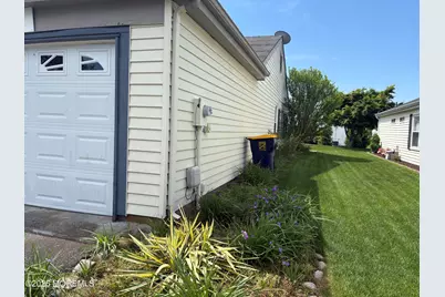 21 Newbury Row, Manchester Township, NJ 08759 - Photo 3