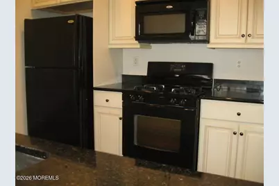 612 Sophee Lane, Lakewood, NJ 08701 - Photo 5