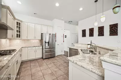 188 Campbell Court, Shrewsbury, NJ 07702 - Photo 9