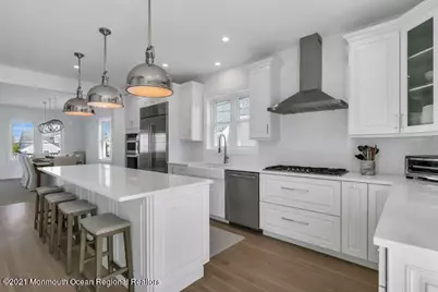 916 Ocean Avenue #weekly price, Mantoloking, NJ 08738 - Photo 15