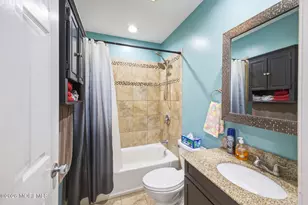 911 Harris Ave, Union Beach, NJ 07735 - Photo 9