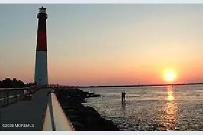 346 W 7th Street, Ship Bottom, NJ 08008 - Photo 17