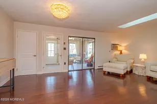 122 Manchester Ct, Red Bank, NJ 07701 - Photo 5