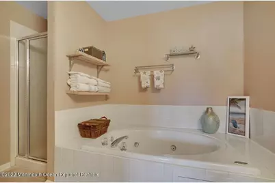 17 Nutmeg Court, Tinton Falls, NJ 07753 - Photo 15