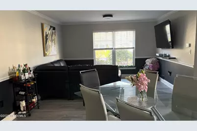 902 Buckingham Circle, Middletown, NJ 07748 - Photo 7