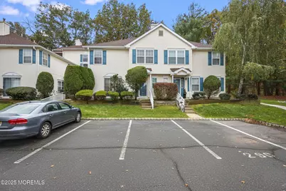 1115 Roseberry Court, Morganville, NJ 07751 - Photo 3