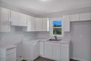 7 Pollys Park Dr, Toms River Township, NJ 08753 - Photo 3