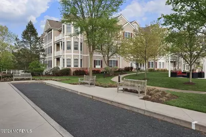 7 Centre Street #2101, Ocean Twp, NJ 07712 - Photo 3