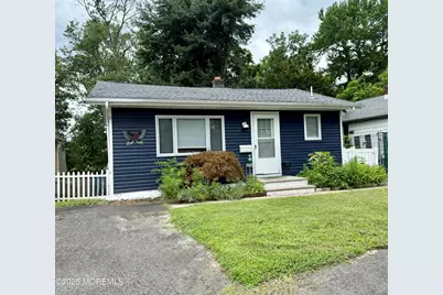 13 Middlesex Avenue, Keyport, NJ 07735 - Photo 1