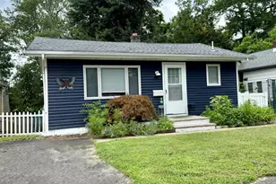 13 Middlesex Ave, Keyport, NJ 07735 - Photo 1