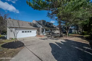 415 Parkview Ave, Ocean Twp, NJ 07712 - Photo 5