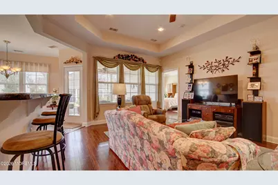 21 W Baccio Lane, Farmingdale, NJ 07727 - Photo 9