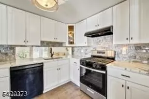 181 E Pleasant Grove Rd, Jackson, NJ 08527 - Photo 9