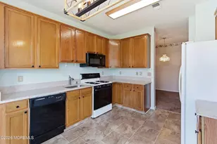 80 Nightingale Dr, Hamilton Township, NJ 08330 - Photo 5