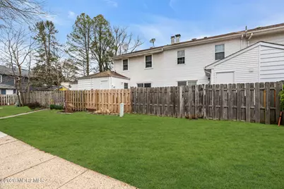 72 Kingsley Way, Freehold, NJ 07728 - Photo 31