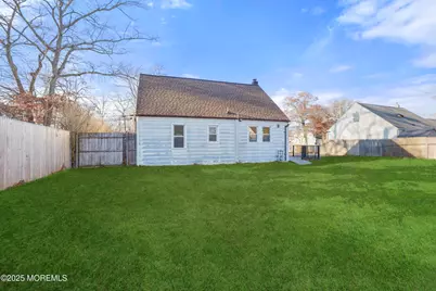 22 Oak Ridge Parkway, Toms River Township, NJ 08755 - Photo 25