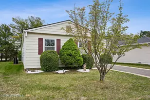 18 Pulaski Blvd, Toms River Township, NJ 08757 - Photo 3