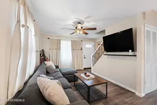 458 S Laurel Ave, Hazlet Township, NJ 07734 - Photo 7