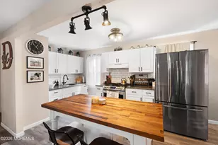 458 S Laurel Ave, Hazlet Township, NJ 07734 - Photo 9