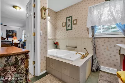 807 Monmouth Road, Cream Ridge, NJ 08514 - Photo 19