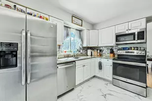 715 Vivian Dr, Toms River Township, NJ 08753 - Photo 11