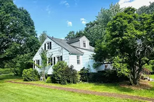 51 Smith St, Howell Township, NJ 07731 - Photo 3