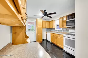 46 Woodland Ave, Keansburg, NJ 07734 - Photo 7