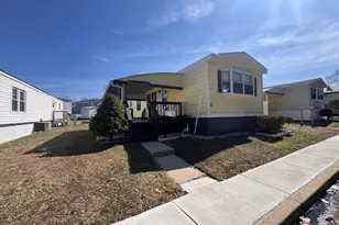 71 Shorehaven Park, Hazlet Township, NJ 07730 - Photo 3