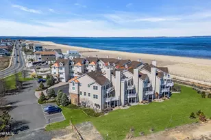 201 Gateway Ct, Union Beach, NJ 07735 - Photo 1