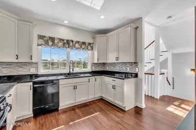 201 Gateway Court #1, Union Beach, NJ 07735 - Photo 9