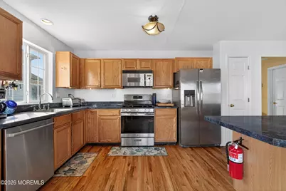 11 Huddy Avenue, Highlands, NJ 07732 - Photo 5