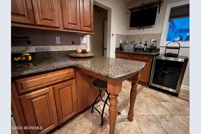 499 W Park Avenue, Oakhurst, NJ 07755 - Photo 9