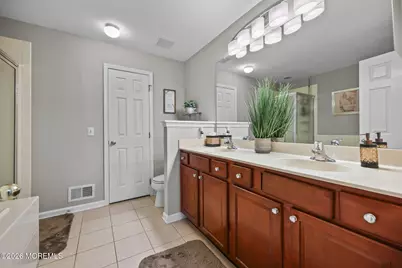 87 Deepwater Circle, Manalapan Township, NJ 07726 - Photo 25