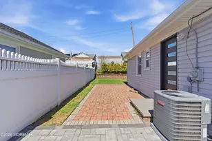 52 Pomona Blvd, Keyport, NJ 07735 - Photo 37