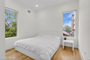 20 Van Nostrand Ave, Jersey City, NJ 07305 - Photo 9