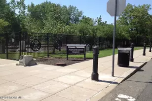 20 Van Nostrand Ave, Jersey City, NJ 07305 - Photo 31