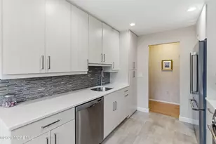 1 Blenheim Rd, Manalapan Township, NJ 07726 - Photo 13