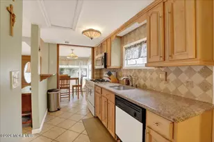 421 Malibu Way, Brick, NJ 08723 - Photo 9