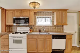 421 Malibu Way, Brick, NJ 08723 - Photo 7